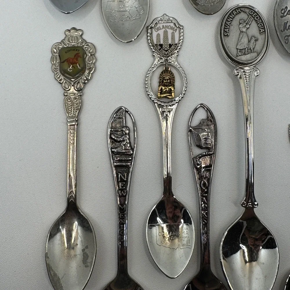 Vtg Souvenir Spoon Lot 22 State Landmark Travel USA Silverplate‎ Collectible
